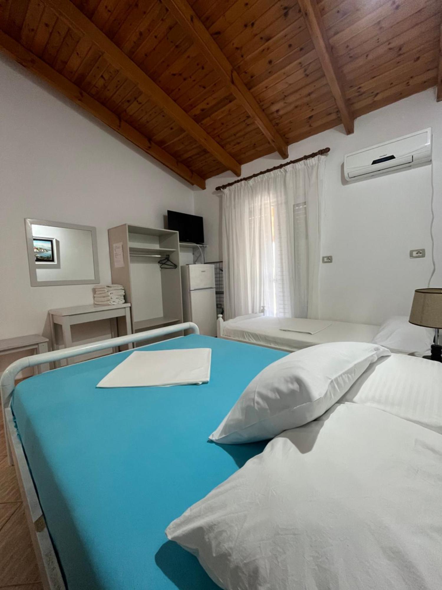 Hotel Portokali Himare Eksteriør bilde