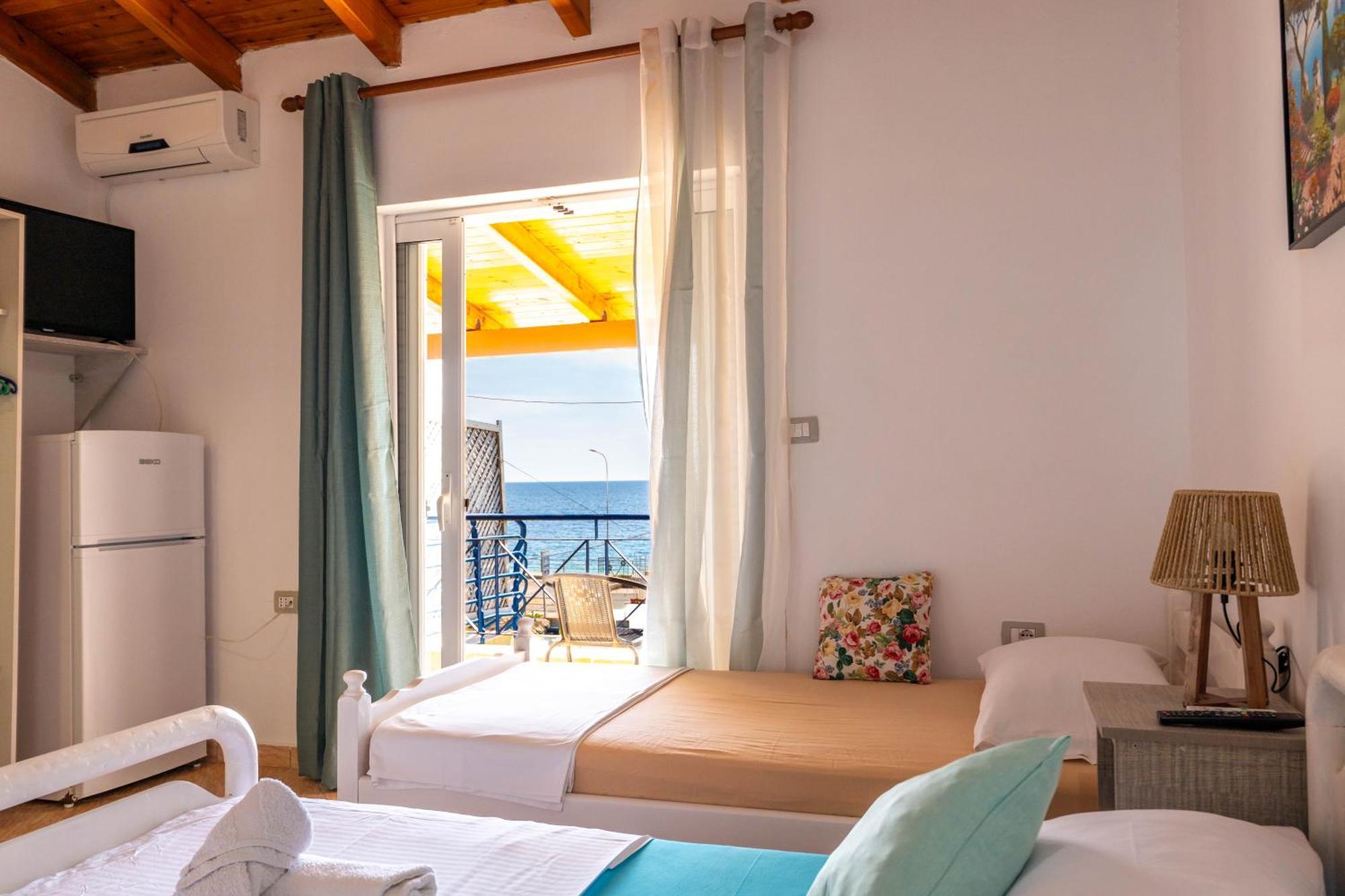 Hotel Portokali Himare Eksteriør bilde
