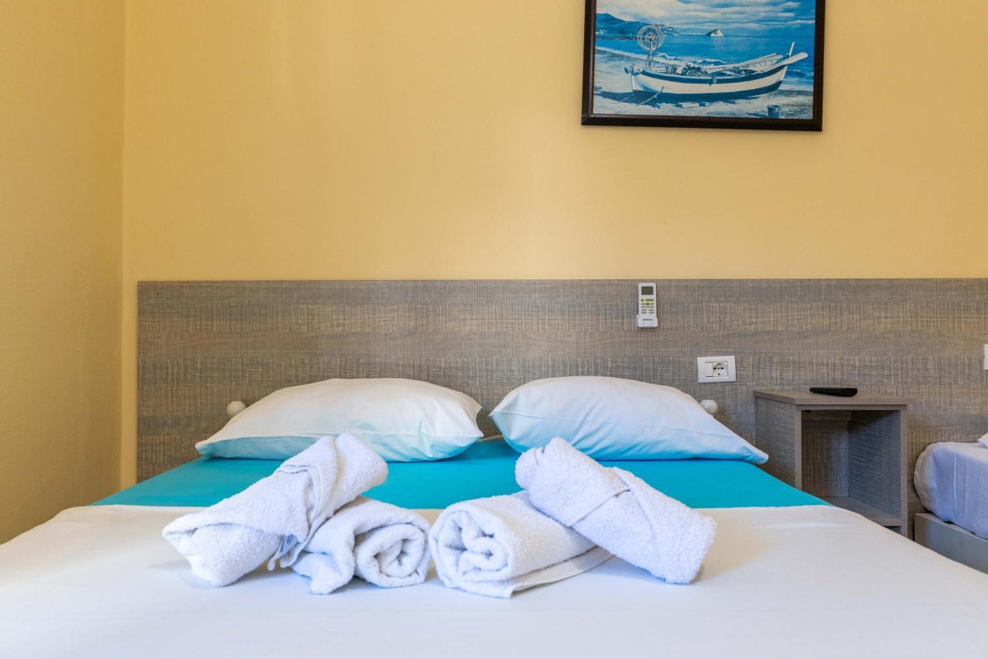 Hotel Portokali Himare Eksteriør bilde