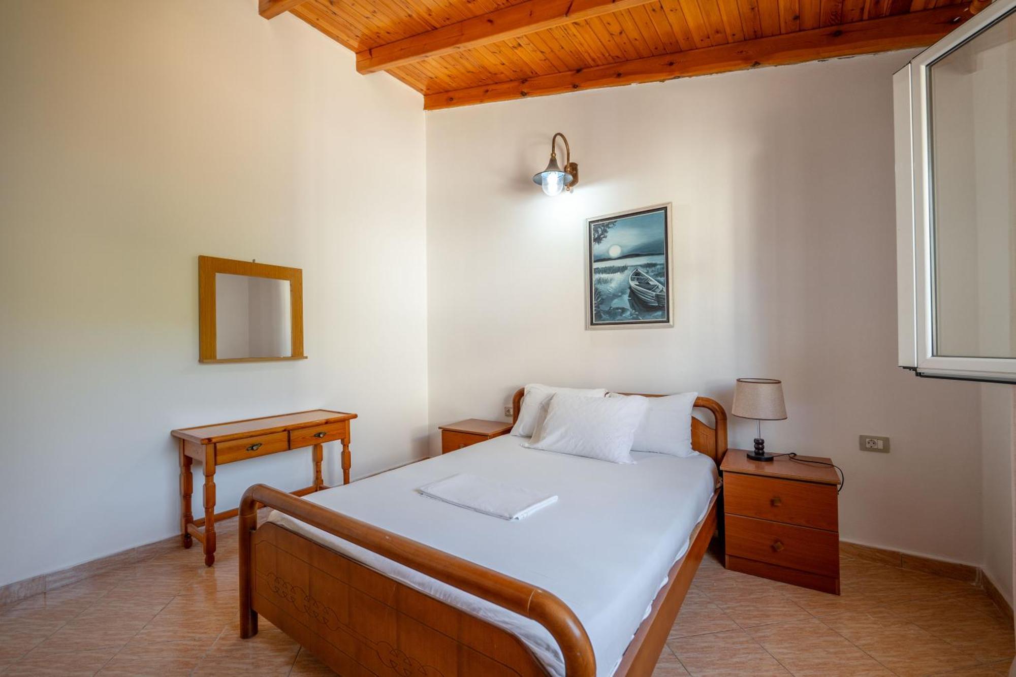 Hotel Portokali Himare Eksteriør bilde