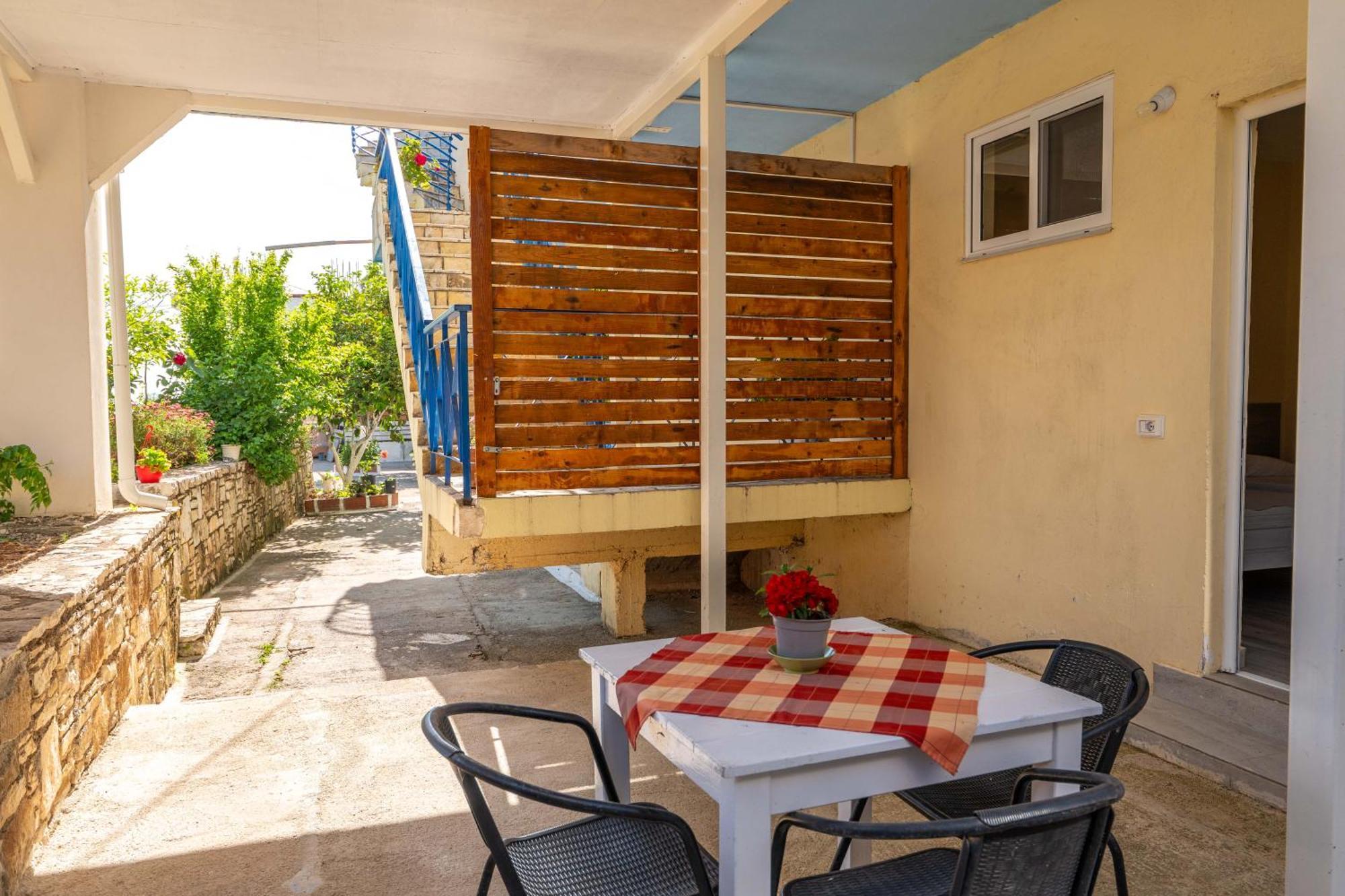 Hotel Portokali Himare Eksteriør bilde